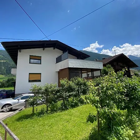 Zack's Mountain Traveler Apartman Schwendau